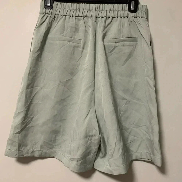 NWOT  Forever 21 mint high rise shorts - Picture 4 of 6